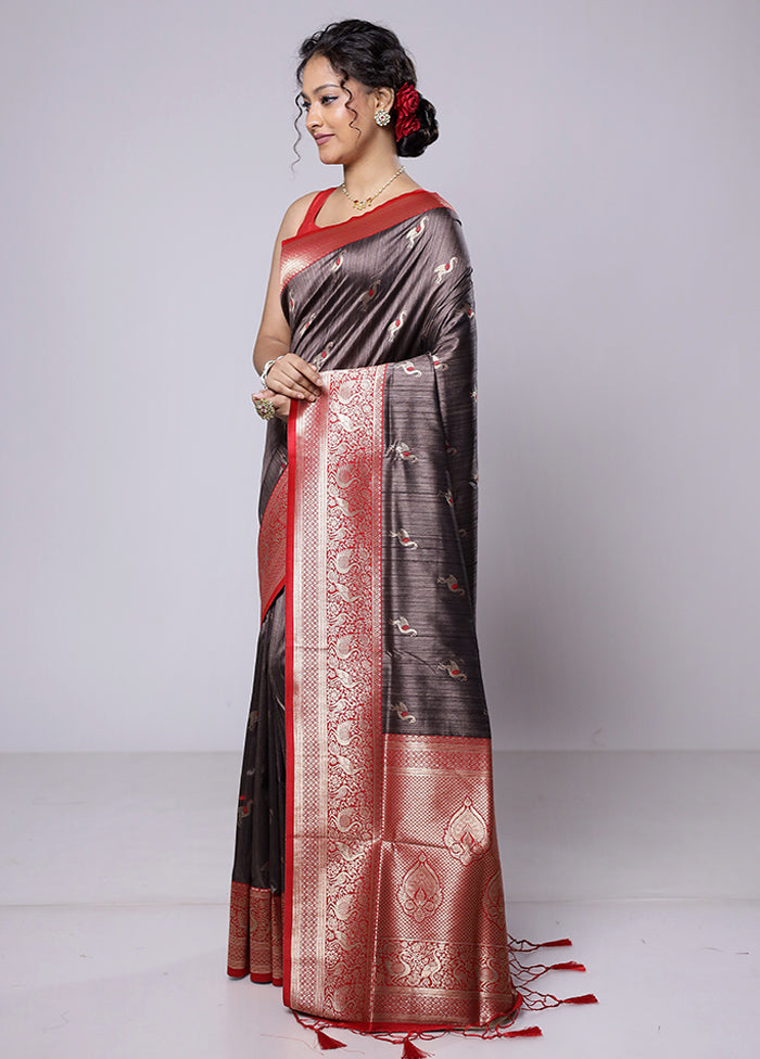 Grey Dupion Silk Saree With Blouse Piece