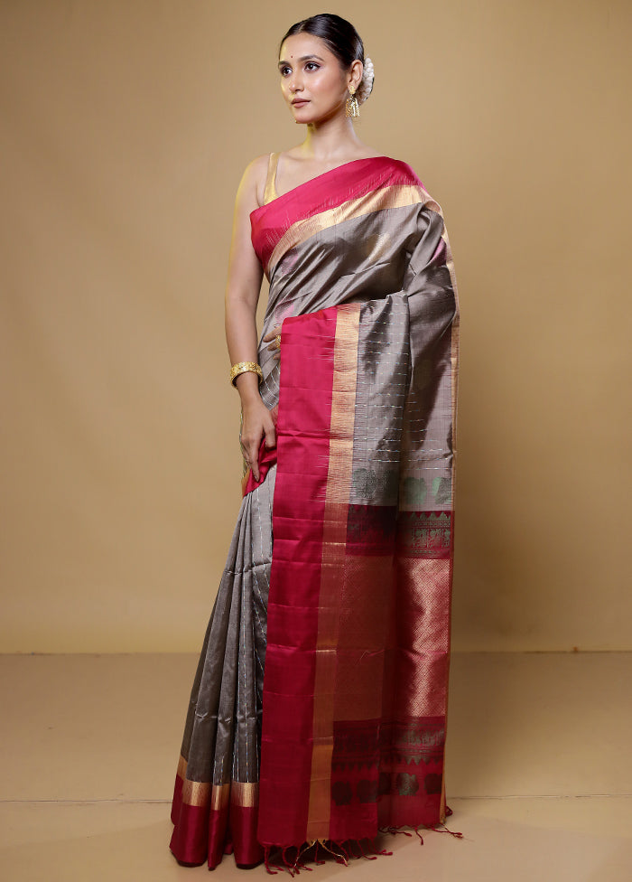 Grey Handloom Kanchipuram Pure Silk Saree With Blouse Piece