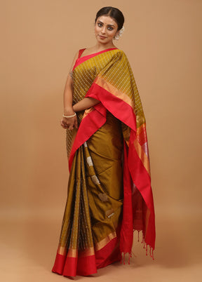 Green Handloom Kanchipuram Pure Silk Saree With Blouse Piece