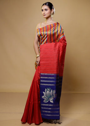 Red Handloom Kanchipuram Pure Silk Saree With Blouse Piece