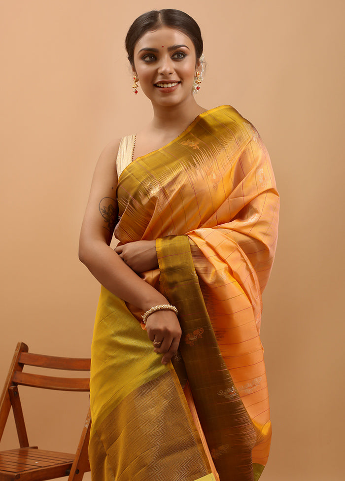 Cream Handloom Kanchipuram Pure Silk Saree With Blouse Piece