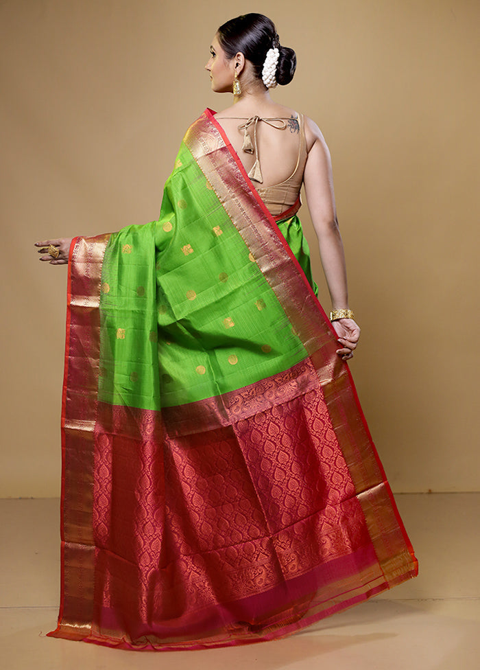 Green Handloom Kanchipuram Pure Silk Saree With Blouse Piece