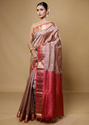 Cream Handloom Kanchipuram Pure Silk Saree With Blouse Piece