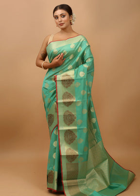 Green Kora Silk Saree With Blouse Piece