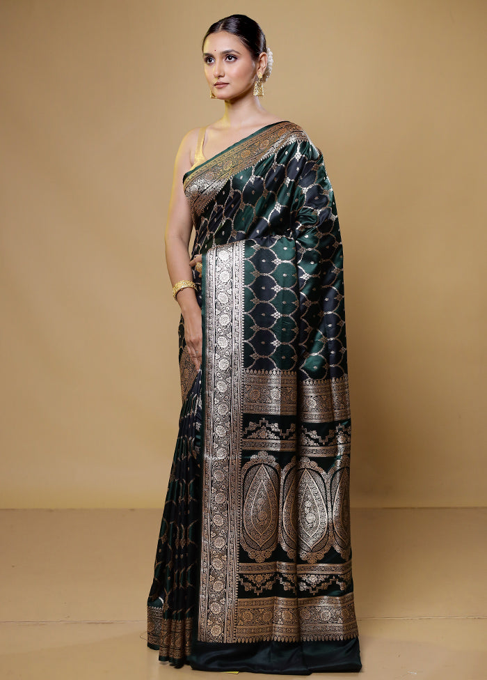 Multicolor Tanchoi Silk Saree With Blouse Piece