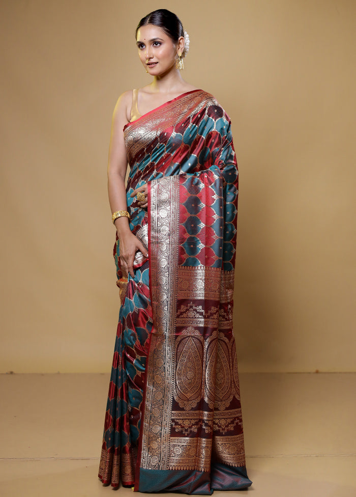 Multicolor Tanchoi Silk Saree With Blouse Piece