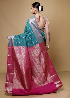 Green Kanjivaram Silk Saree With Blouse Piece