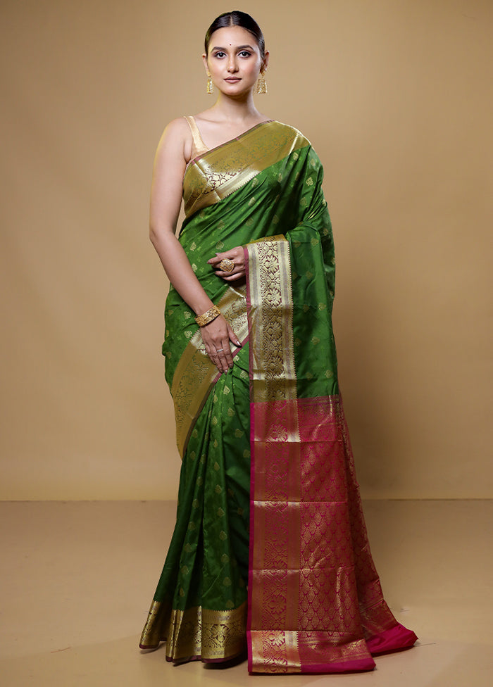 Green Kanjivaram Silk Saree With Blouse Piece