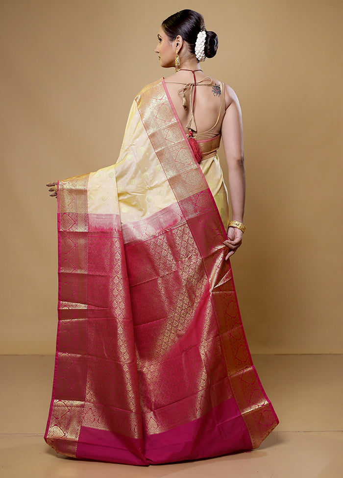 Cream Kanjivaram Silk Saree With Blouse Piece