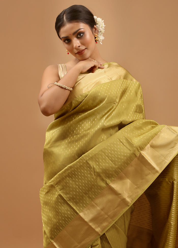 Green Handloom Kanchipuram Pure Silk Saree With Blouse Piece