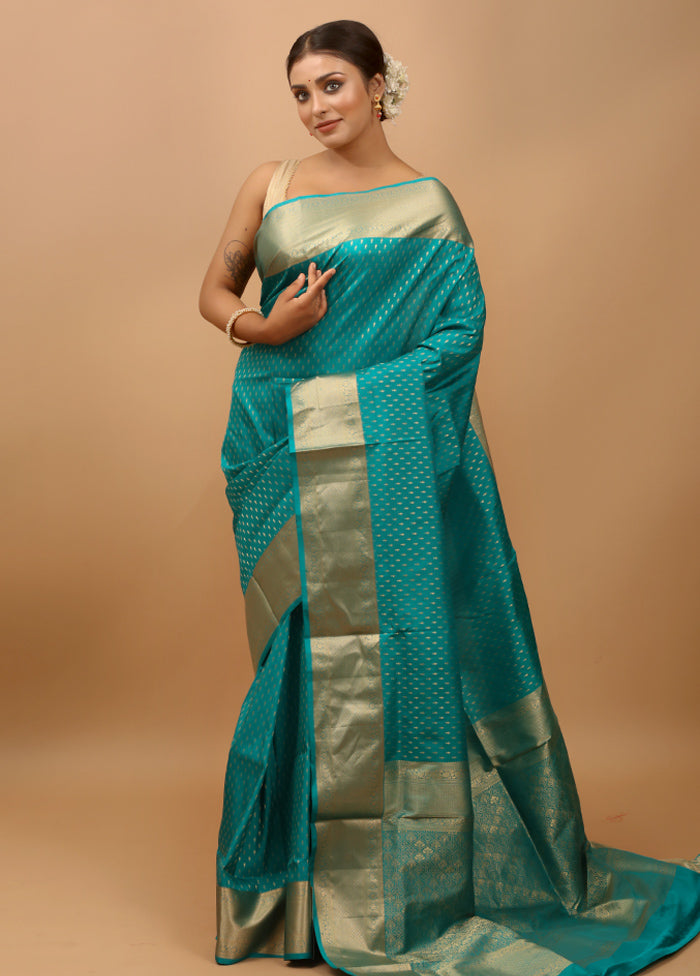 Green Handloom Kanchipuram Pure Silk Saree With Blouse Piece