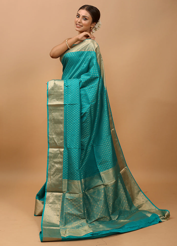 Green Handloom Kanchipuram Pure Silk Saree With Blouse Piece