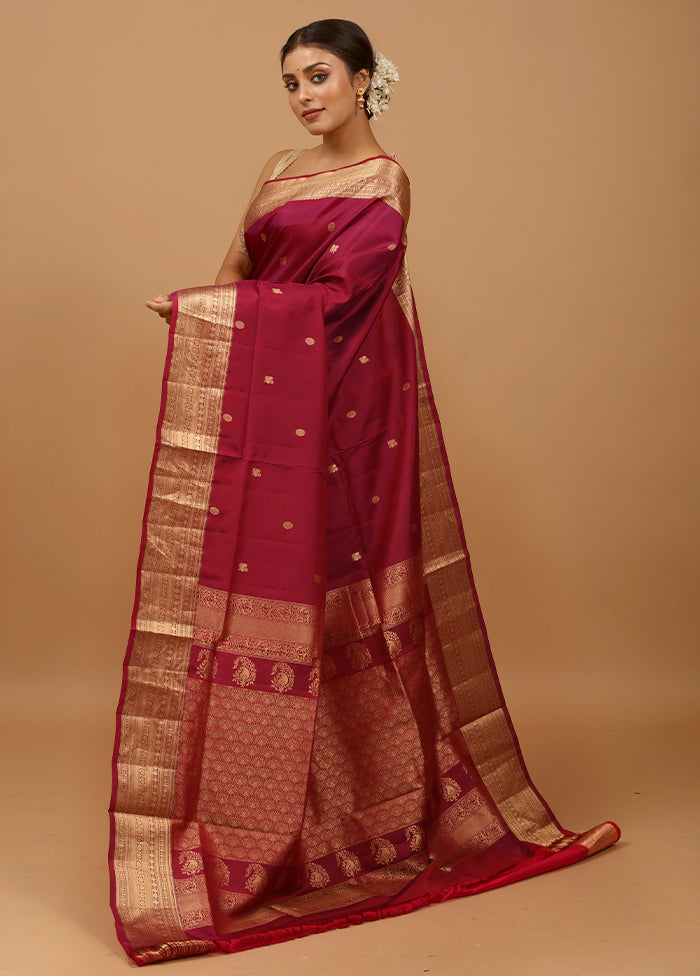 Maroon Handloom Kanchipuram Pure Silk Saree With Blouse Piece