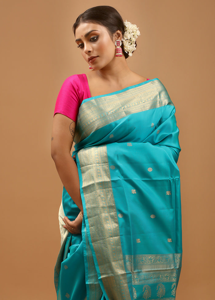 Blue Handloom Kanchipuram Pure Silk Saree With Blouse Piece