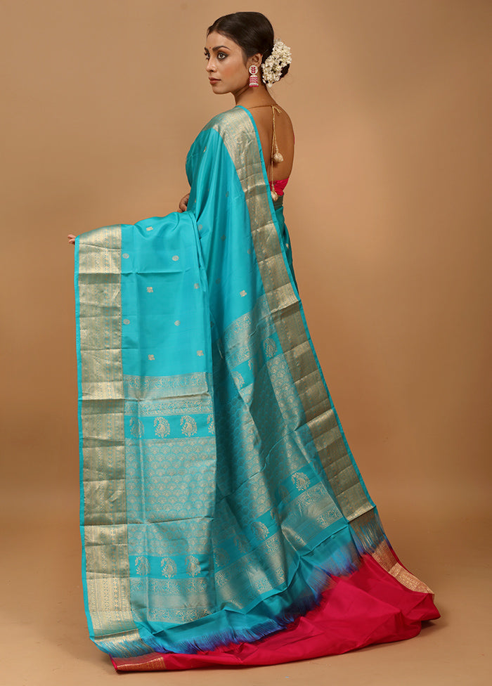 Blue Handloom Kanchipuram Pure Silk Saree With Blouse Piece