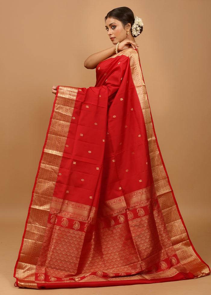 Red Handloom Kanchipuram Pure Silk Saree With Blouse Piece