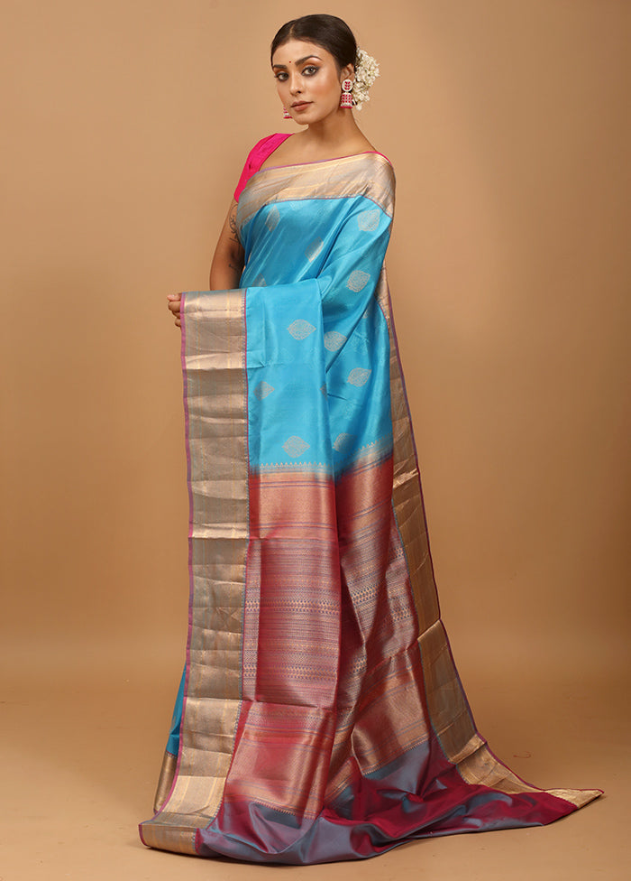 Blue Handloom Kanchipuram Pure Silk Saree With Blouse Piece