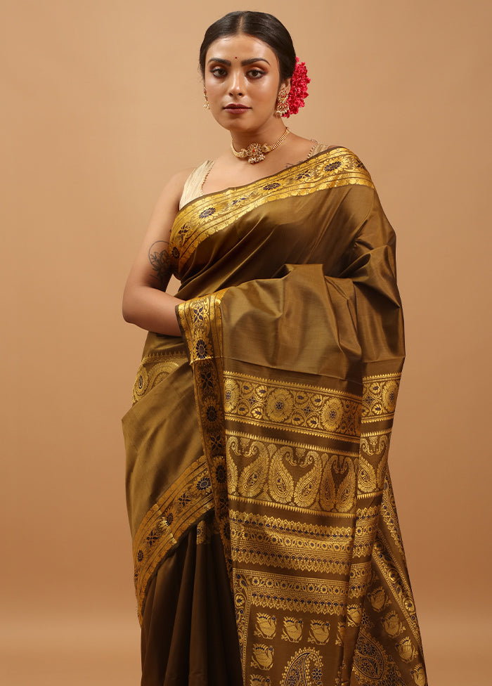 Cream Handloom Baluchari Pure Silk Saree With Blouse Piece