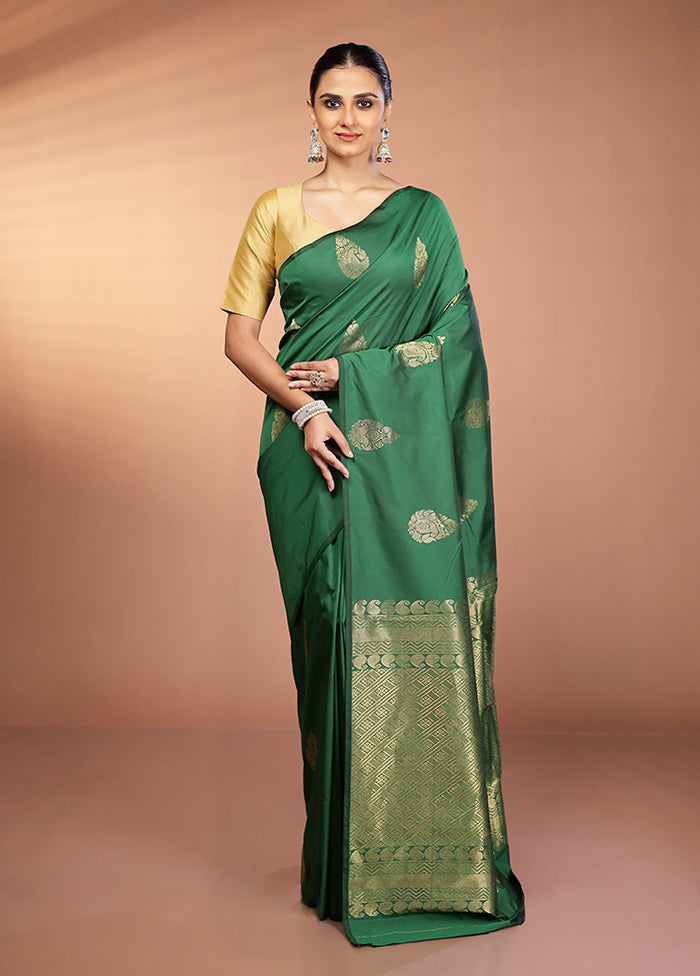 Green Kanjivaram Silk Saree With Blouse Piece