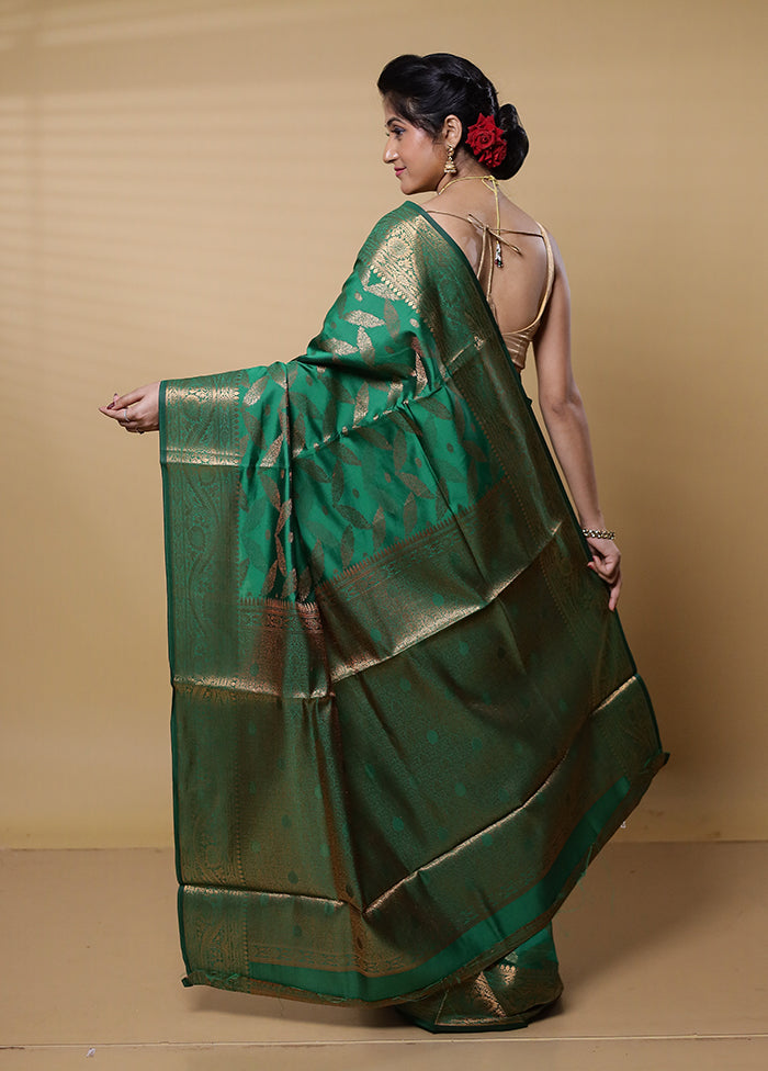 Green Dupion Silk Saree With Blouse Piece