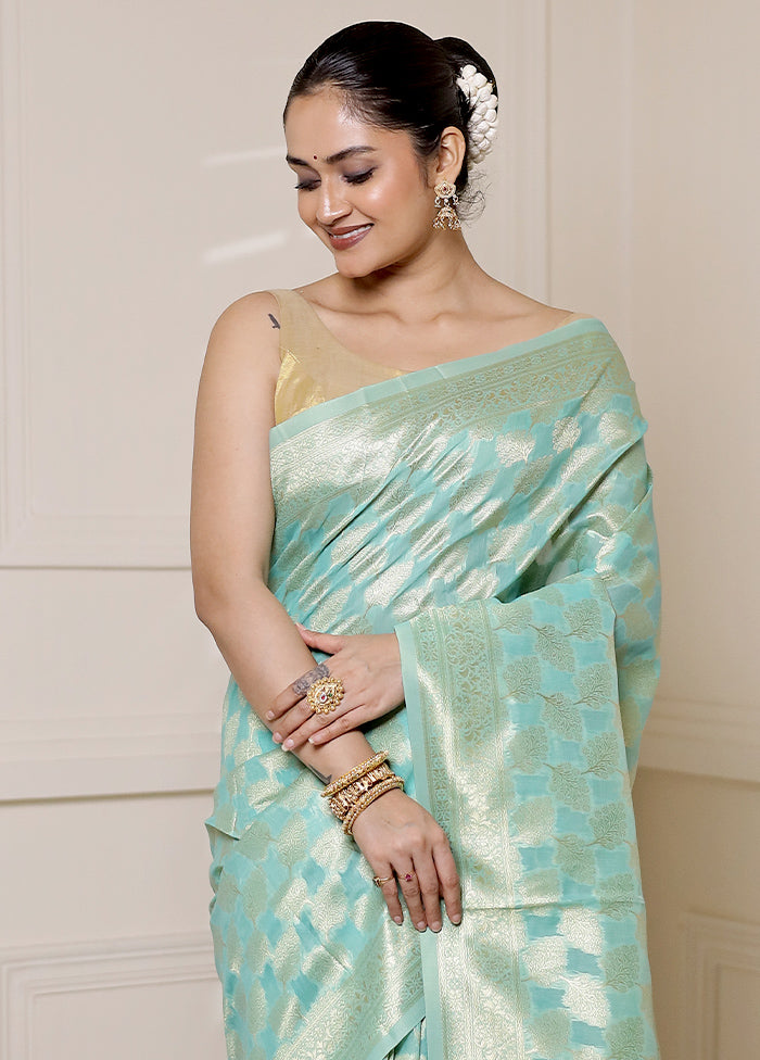 Green Kora Silk Saree With Blouse Piece