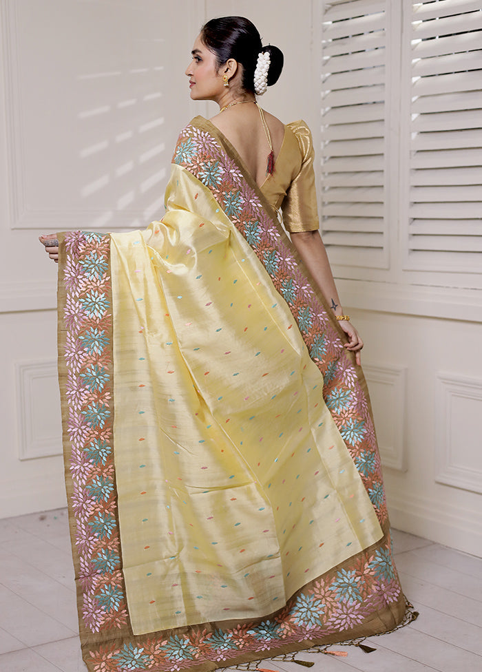 Yellow Tussar Silk Saree With Blouse Piece