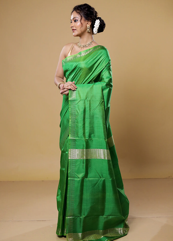 Green Kanjivaram Silk Saree With Blouse Piece