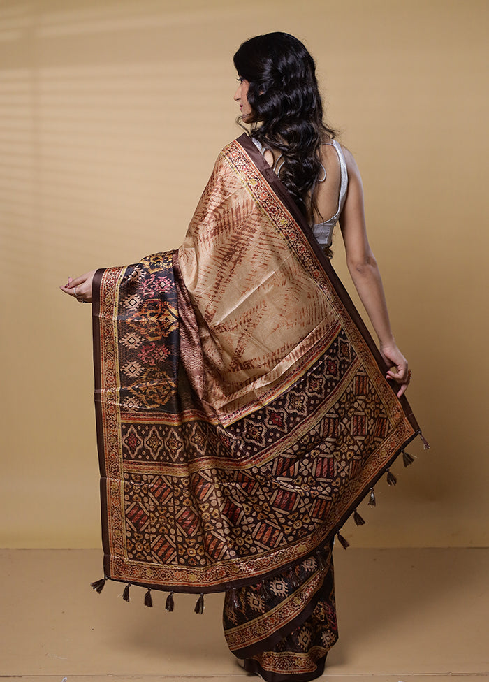 Cream Dupion Silk Saree With Blouse Piece