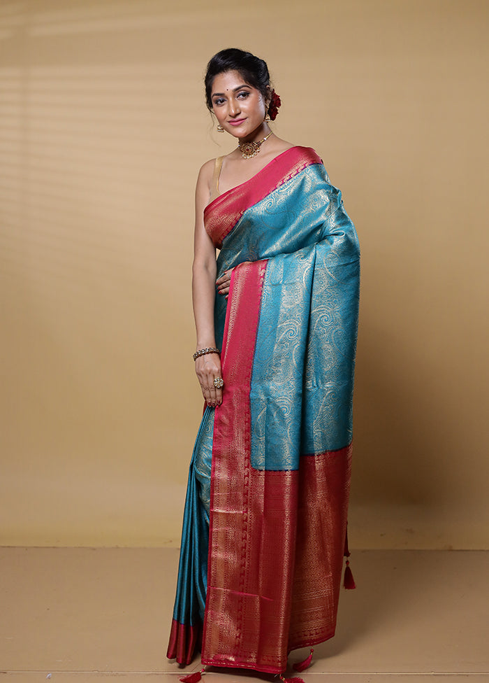 Green Dupion Silk Saree With Blouse Piece