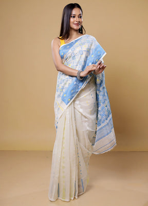 White Tant Jamdani Saree Without Blouse Piece