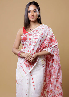 White Tant Jamdani Saree Without Blouse Piece