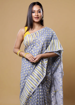 Grey Tant Jamdani Saree Without Blouse Piece