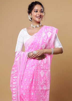 Pink Tant Jamdani Saree Without Blouse Piece