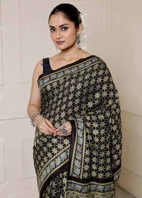 Black Dupion Silk Saree With Blouse Piece