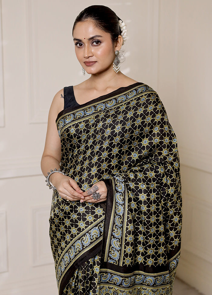 Black Dupion Silk Saree With Blouse Piece