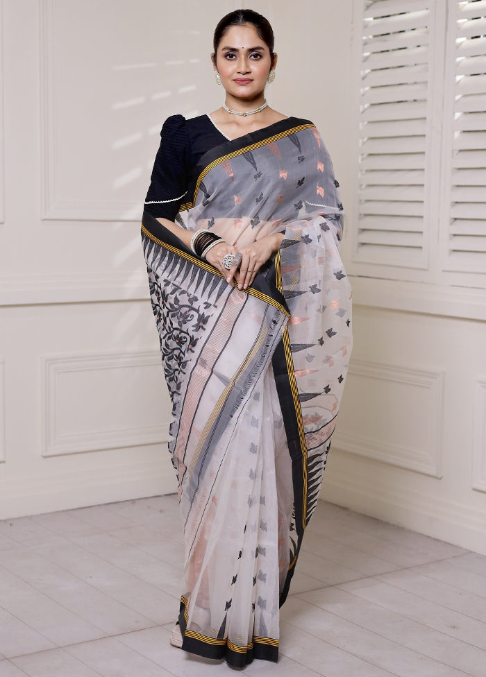 White Tant Jamdani Saree Without Blouse Piece