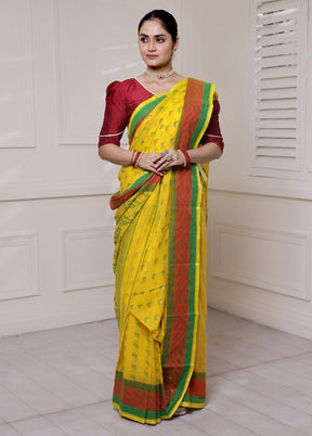 Yellow Cotton Saree With Blouse Piece