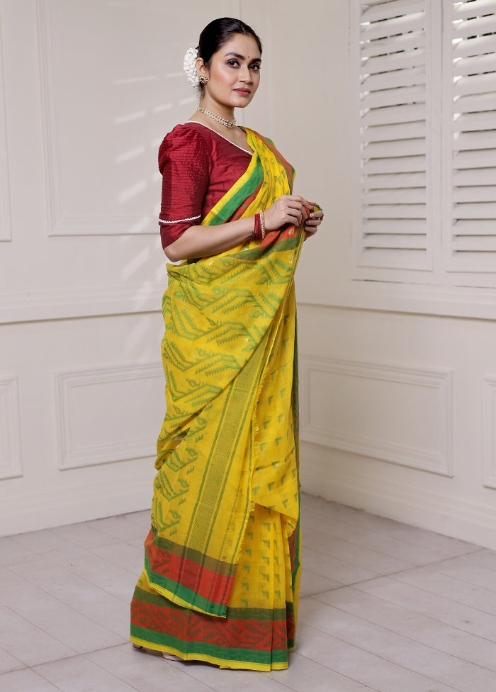 Yellow Cotton Saree With Blouse Piece