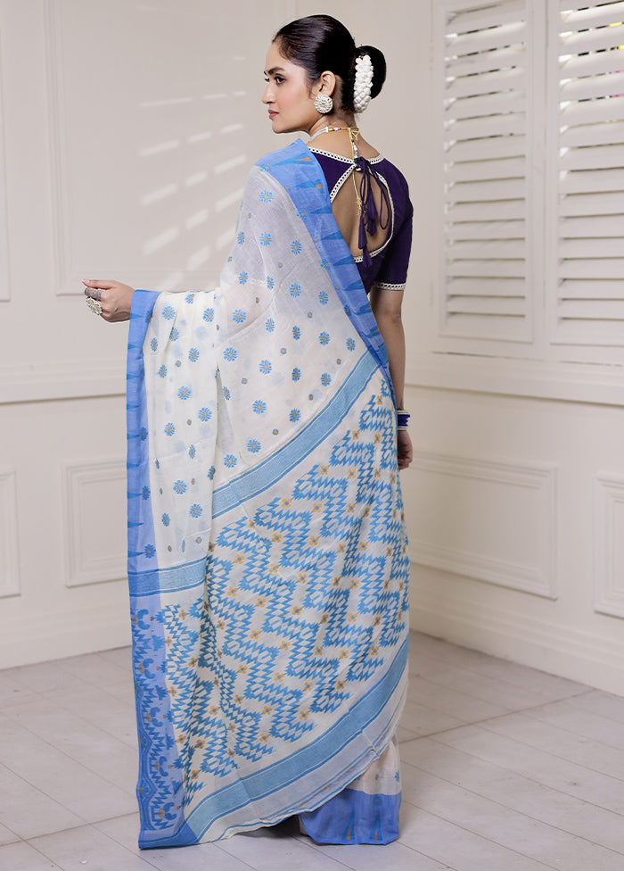 Blue Cotton Saree With Blouse Piece