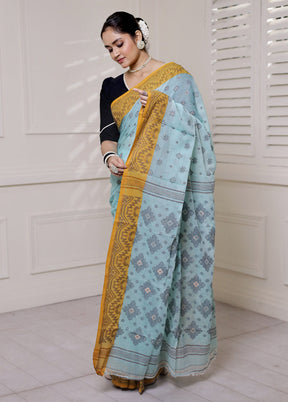 Blue Cotton Saree With Blouse Piece