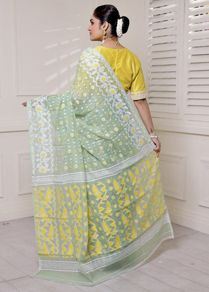 Green Cotton Saree With Blouse Piece