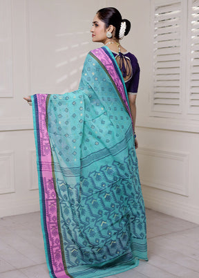 Green Cotton Saree With Blouse Piece