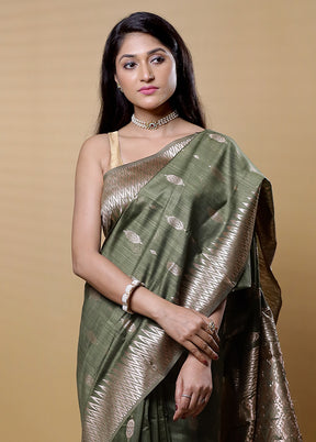 Green Dupion Silk Saree With Blouse Piece