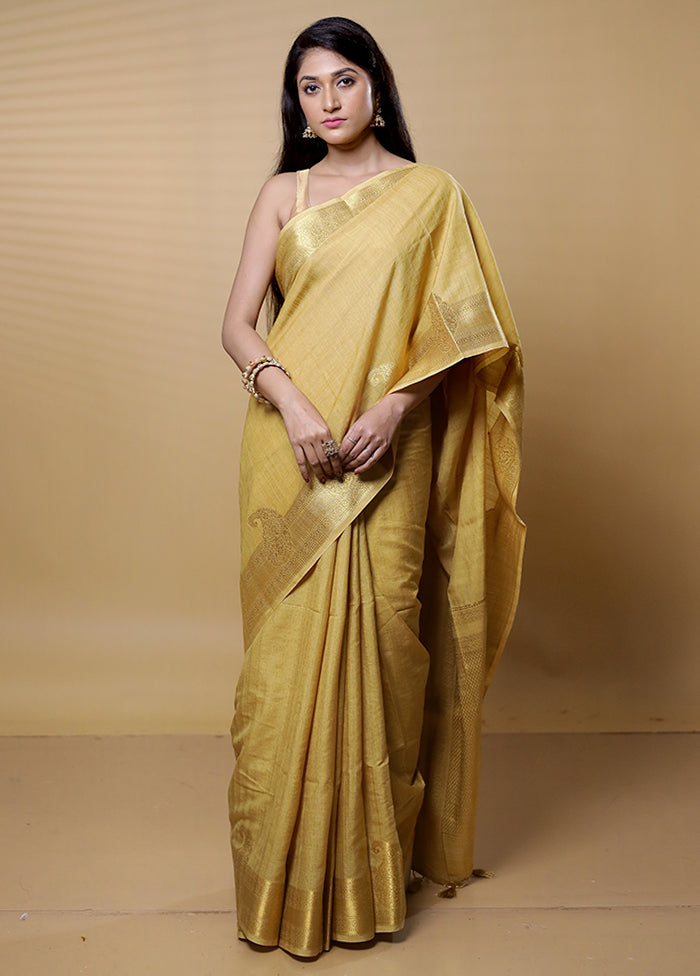 Cream Dupion Silk Saree With Blouse Piece