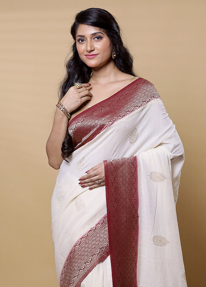 White Georgette Saree With Blouse Piece