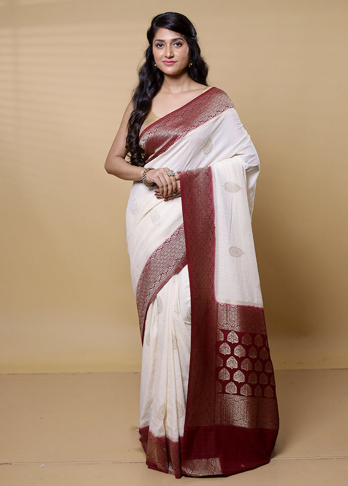 White Georgette Saree With Blouse Piece