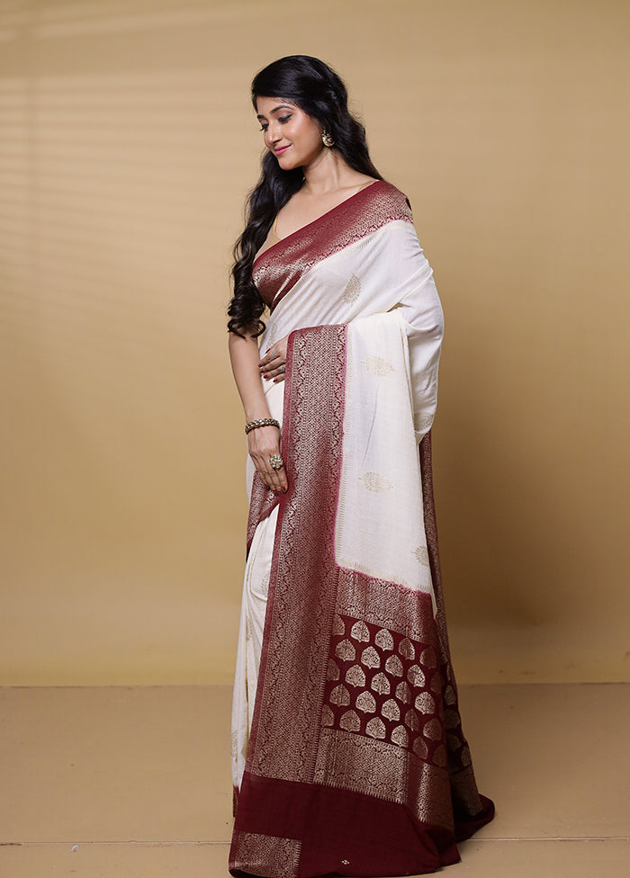 White Georgette Saree With Blouse Piece