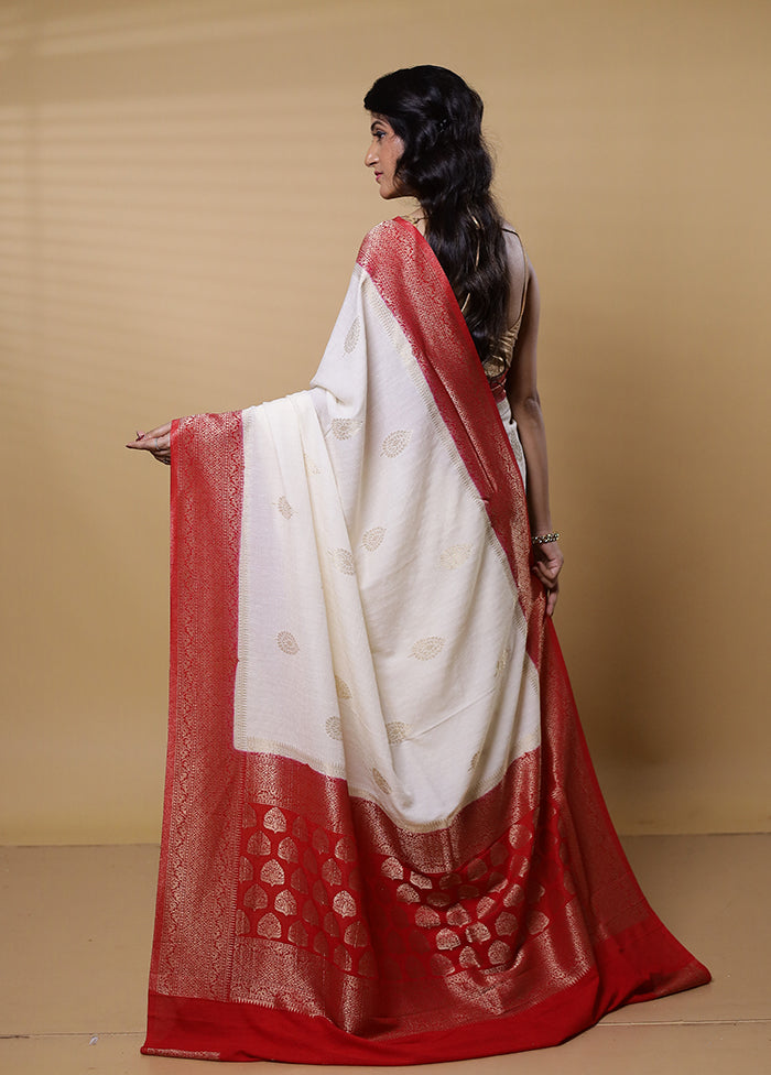 White Georgette Saree With Blouse Piece