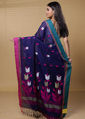 Blue Cotton Saree With Blouse Piece