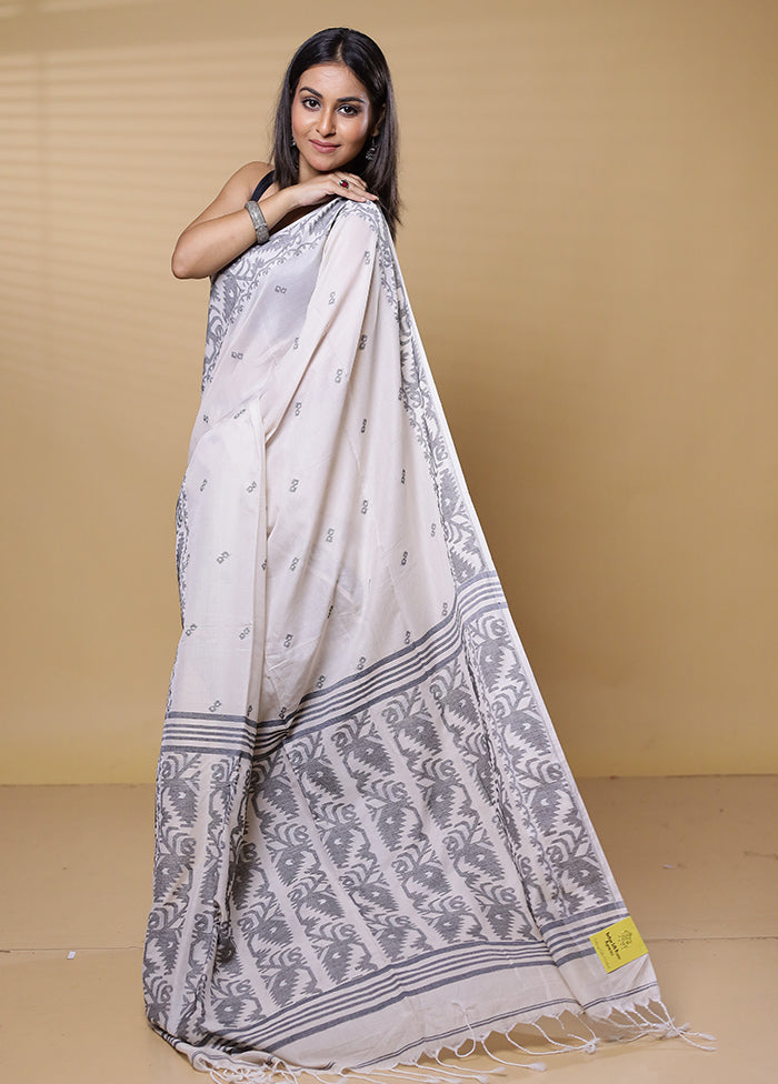 White Khadi Cotton Saree With Blouse Piece